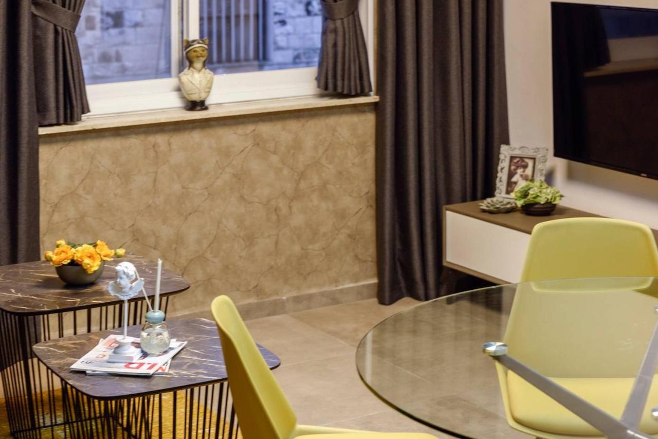 Authentic One Bedroom Apartment In City Center القدس المظهر الخارجي الصورة