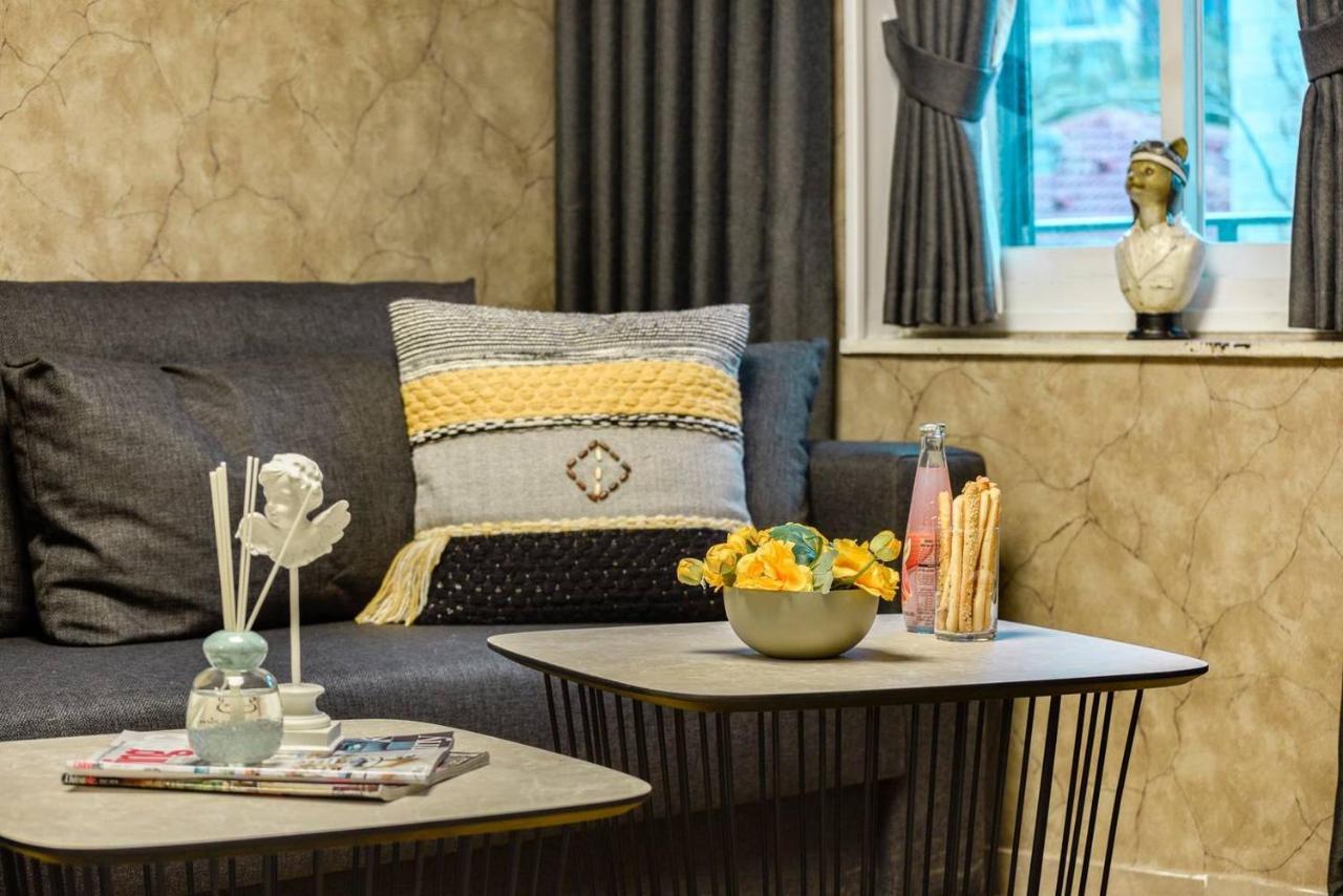 Authentic One Bedroom Apartment In City Center القدس المظهر الخارجي الصورة